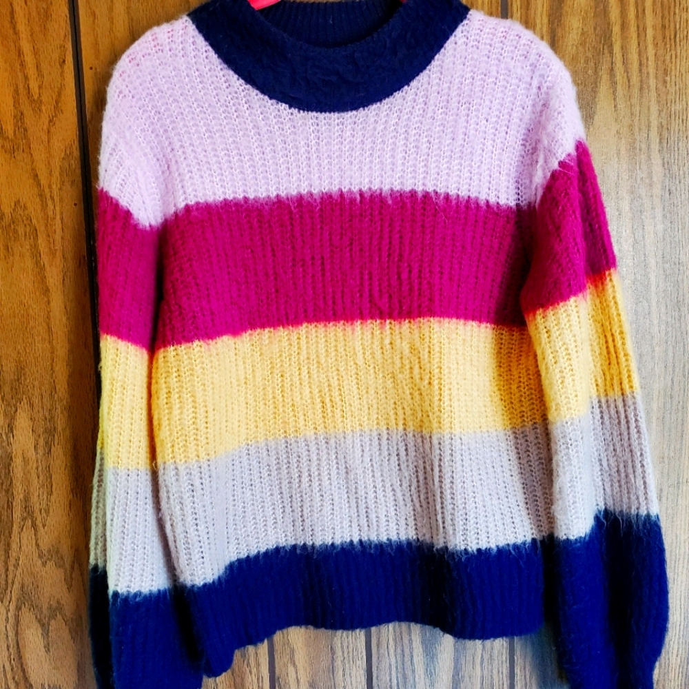 Puffy Stripped Sweater